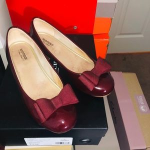 Bow ballet patent leather flats burgundy